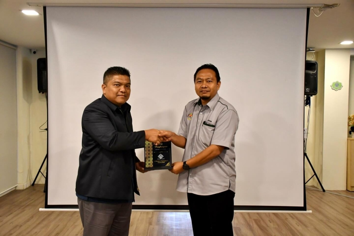 504005357_18512217523044164_8769436309169010662_n