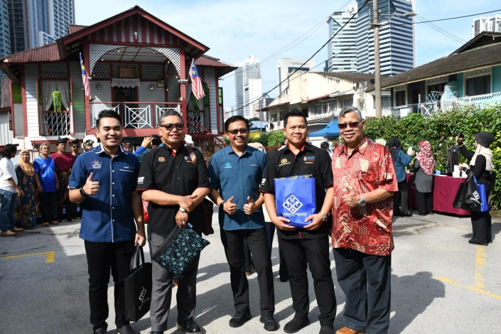 532323362_18520890208044164_4848387049458940281_n 4